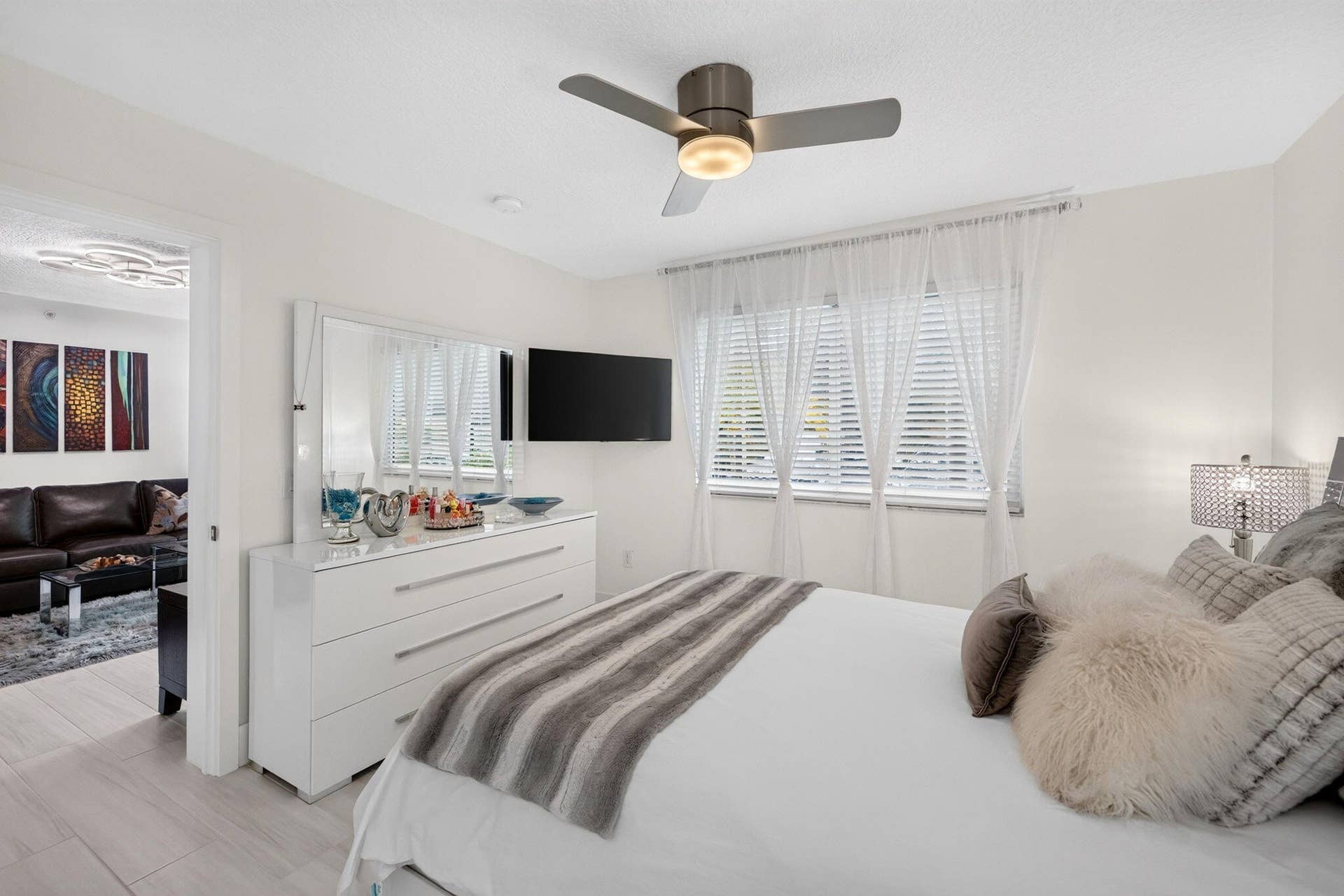 2039 SE 10TH Avenue, #512, Fort Lauderdale, FL 33316 45-web-or-mls-699A3944