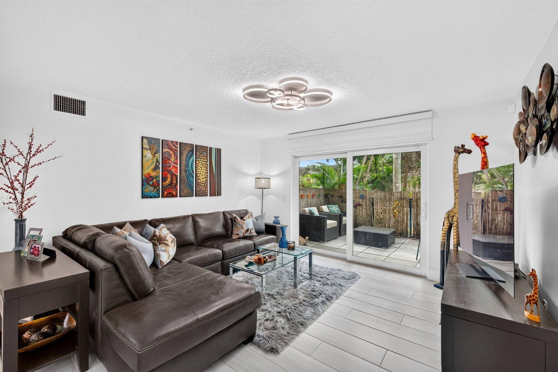 2039 SE 10TH Avenue, #512, Fort Lauderdale, FL 33316 14-web-or-mls-699A3639