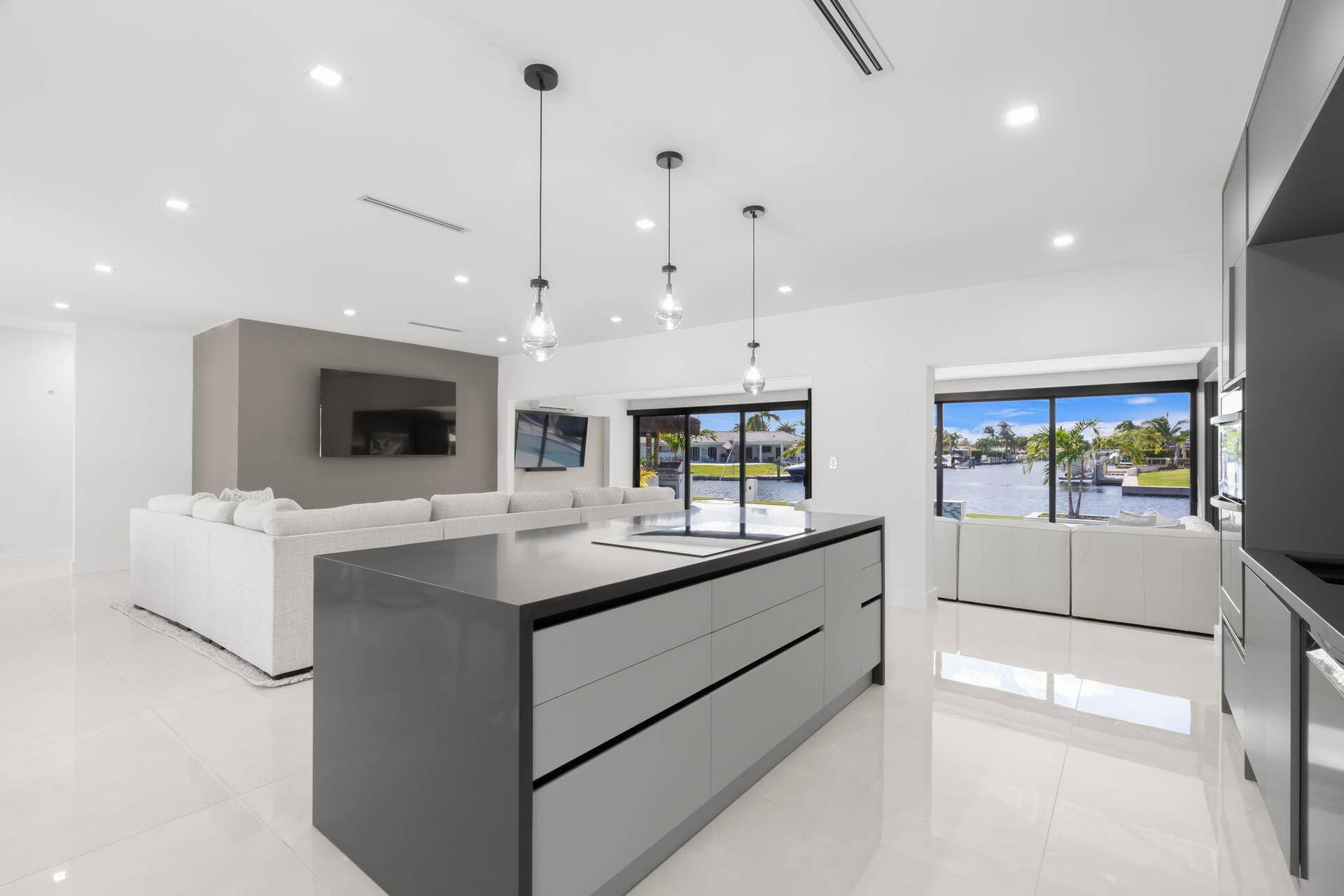 5641 BAYVIEW Drive, Fort Lauderdale, FL 33308 22-web-or-mls-5641 Bayview Dr, Fort Laud