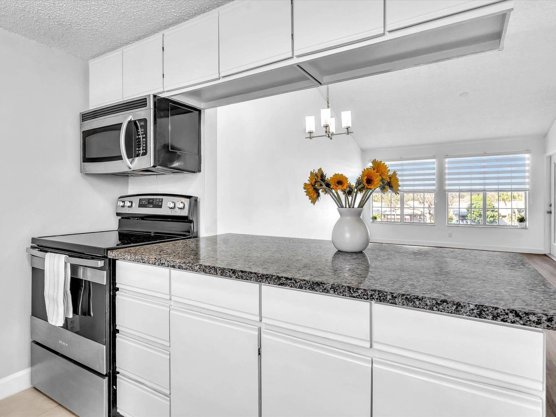 6284 LA COSTA Drive, #K, Boca Raton, Boca Raton, FL 33433 Sunny & Bright