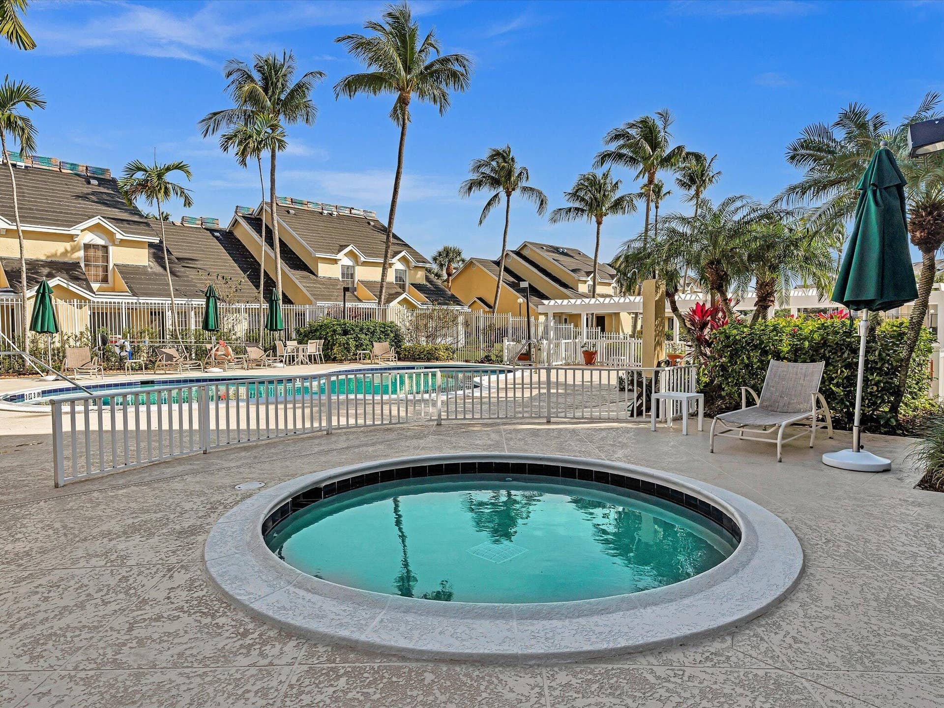 6284 LA COSTA Drive, #K, Boca Raton, Boca Raton, FL 33433 Spa