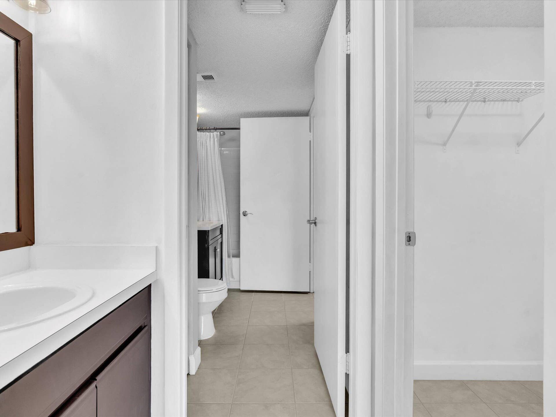 6284 LA COSTA Drive, #K, Boca Raton, Boca Raton, FL 33433 Walk-in Closet 2nd Sink