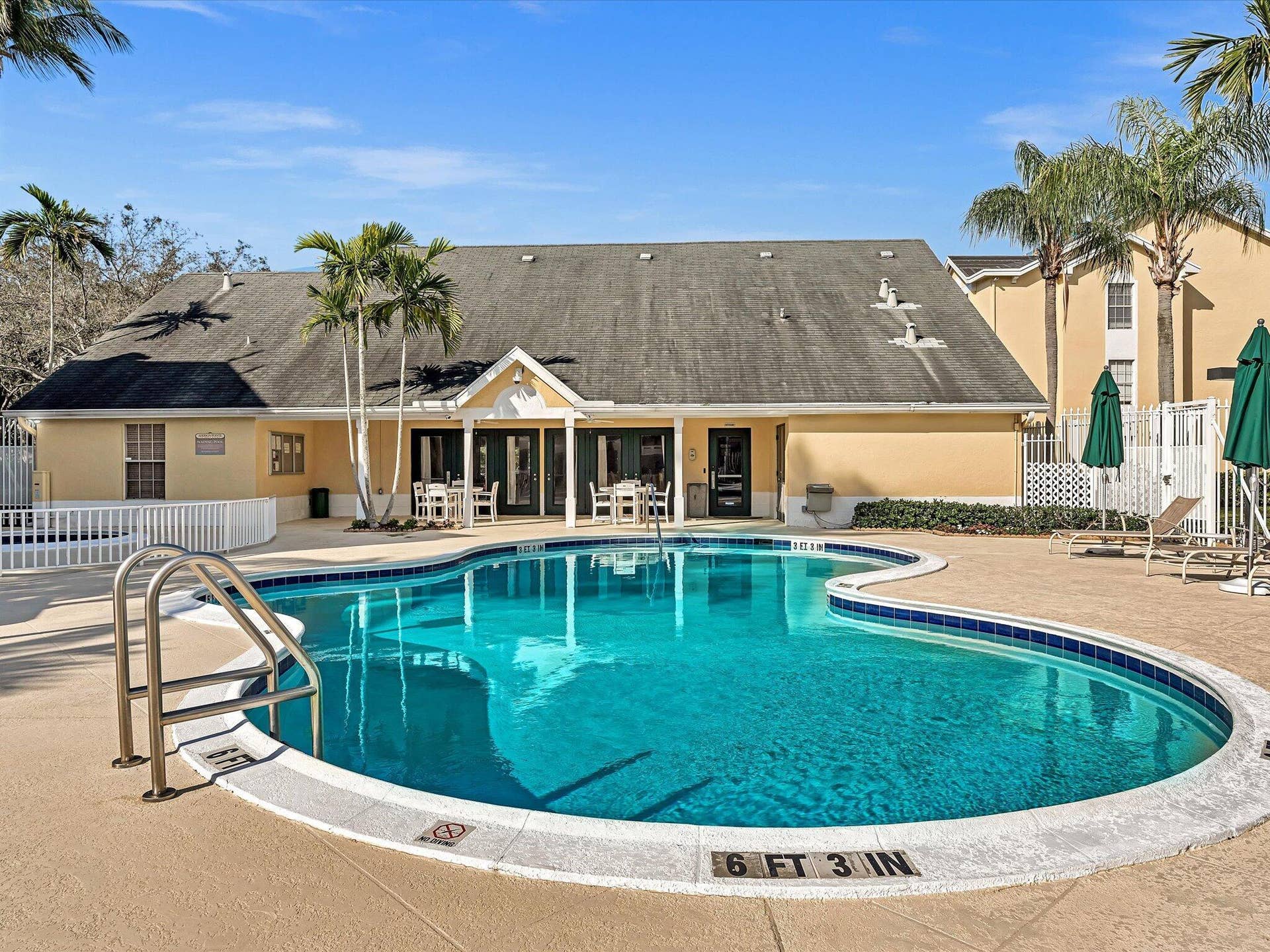 6284 LA COSTA Drive, #K, Boca Raton, Boca Raton, FL 33433 Pool Clubhouse