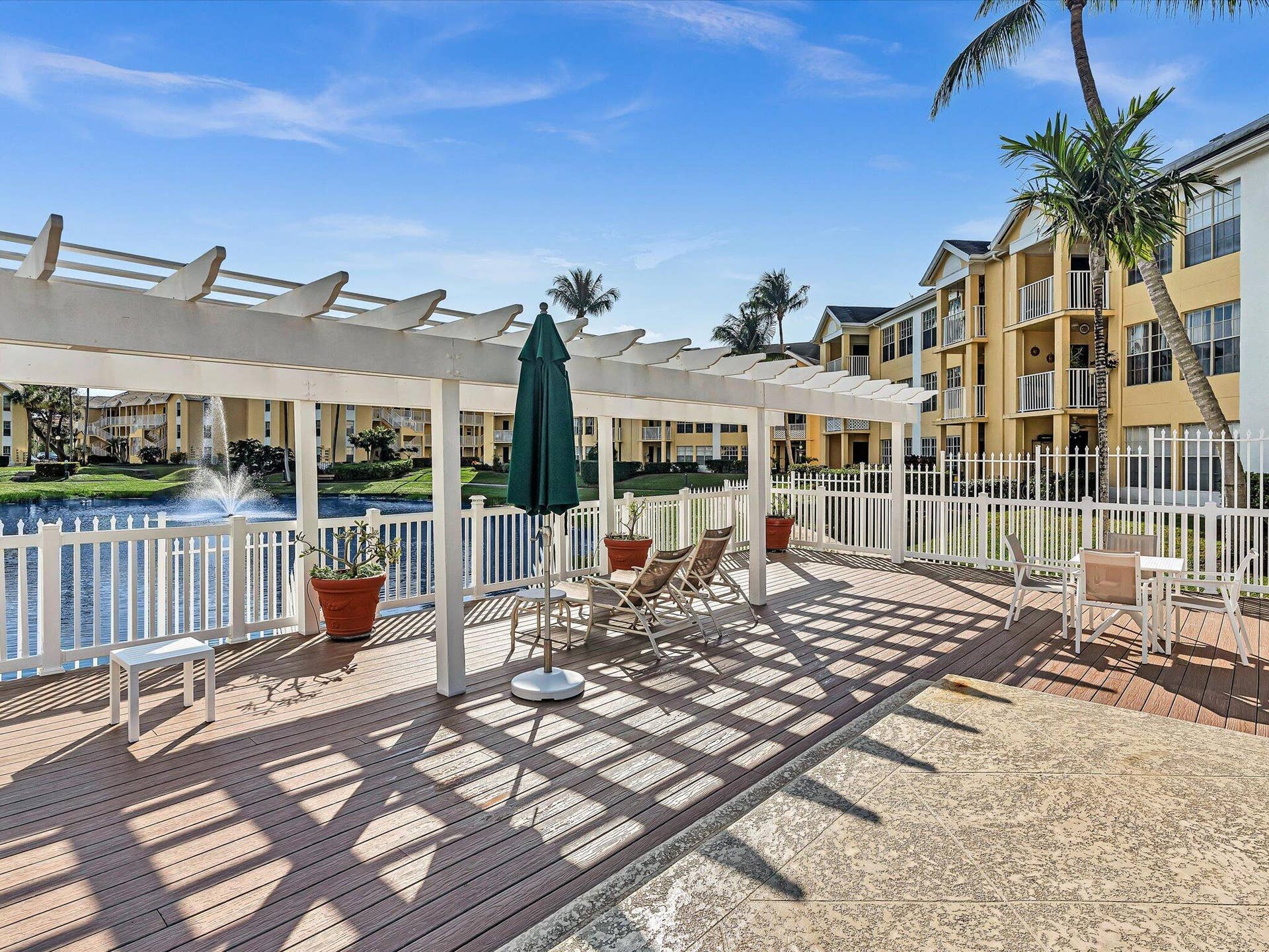6284 LA COSTA Drive, #K, Boca Raton, Boca Raton, FL 33433 Lounge Area