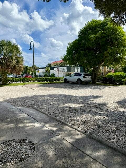 131 S Federal Highway, Lake Worth, FL 33460 IMG_2212