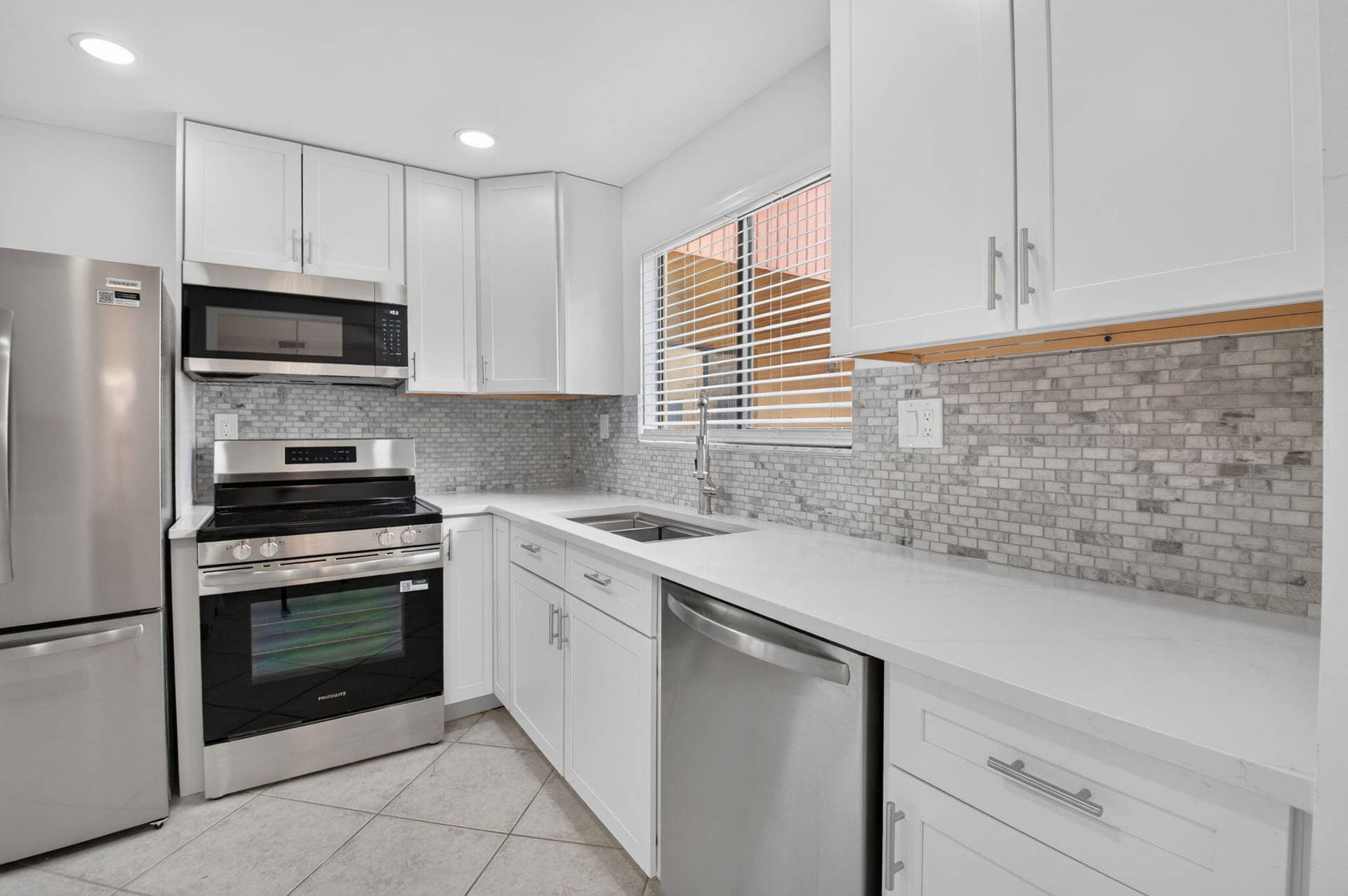 15216 LAKES OF DELRAY Boulevard, #154, Delray Beach, FL 33484 19-web-or-mls-DSC_3010