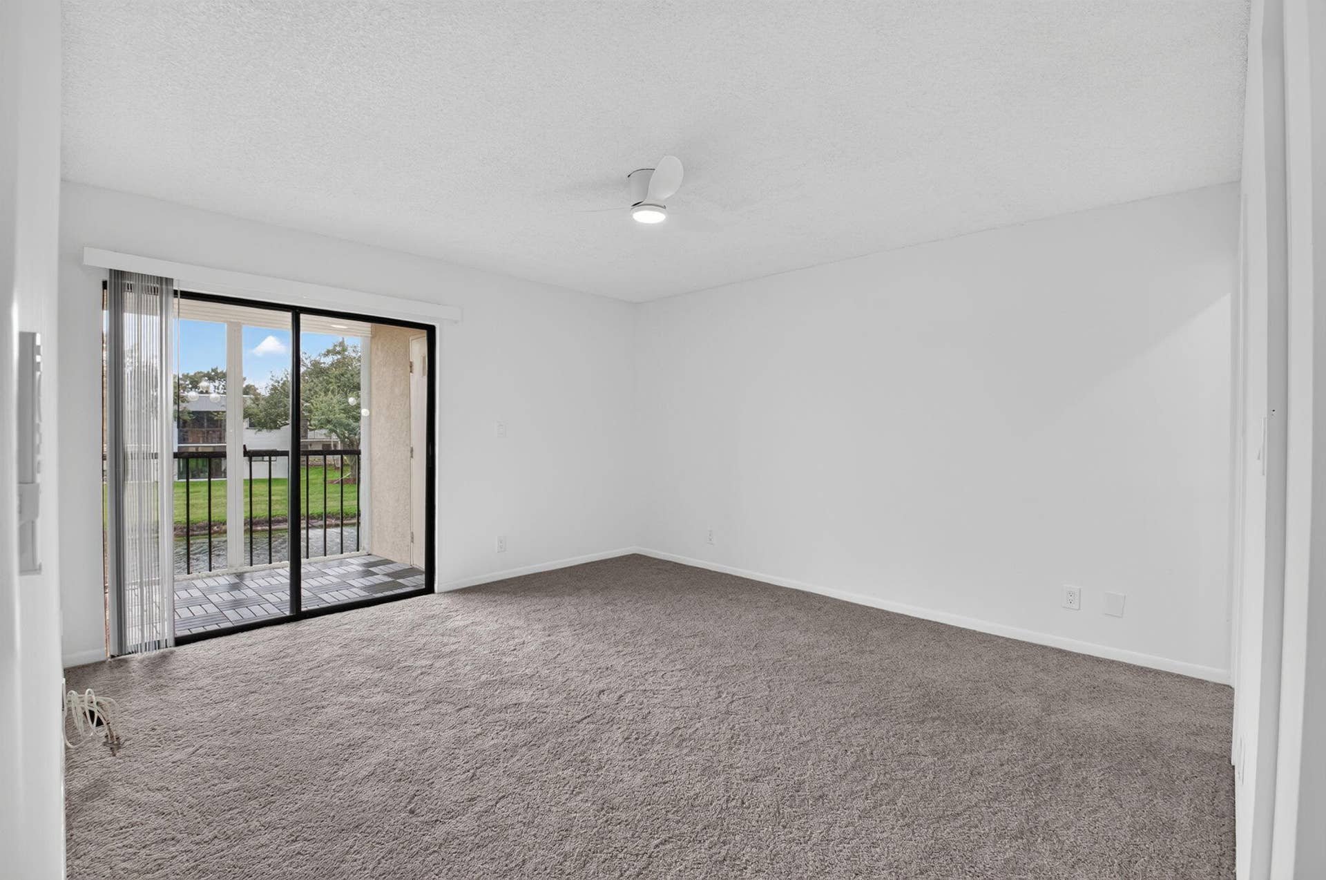 15216 LAKES OF DELRAY Boulevard, #154, Delray Beach, FL 33484 27-web-or-mls-DSC_3046