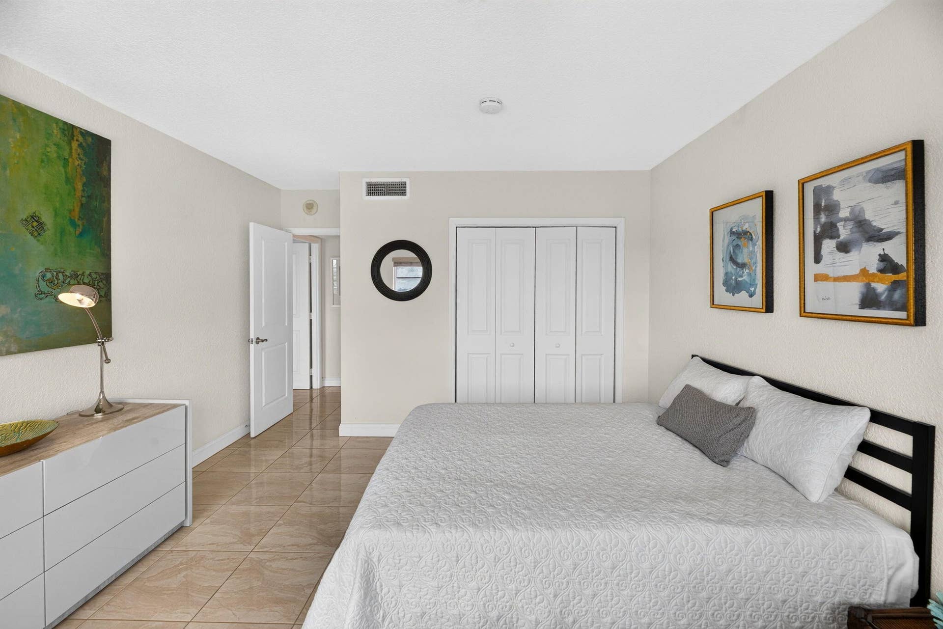 340 SUNSET Drive, #1809, Fort Lauderdale, FL 33301 52-web-or-mls-Guest bedroom 5
