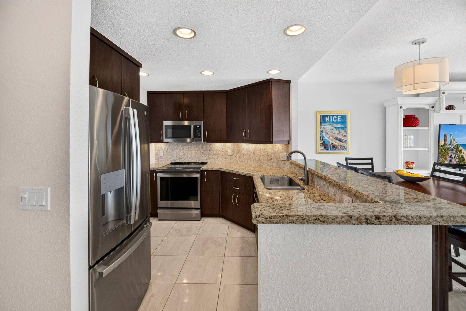 340 SUNSET Drive, #1809, Fort Lauderdale, FL 33301 17-web-or-mls-Kitchen 1