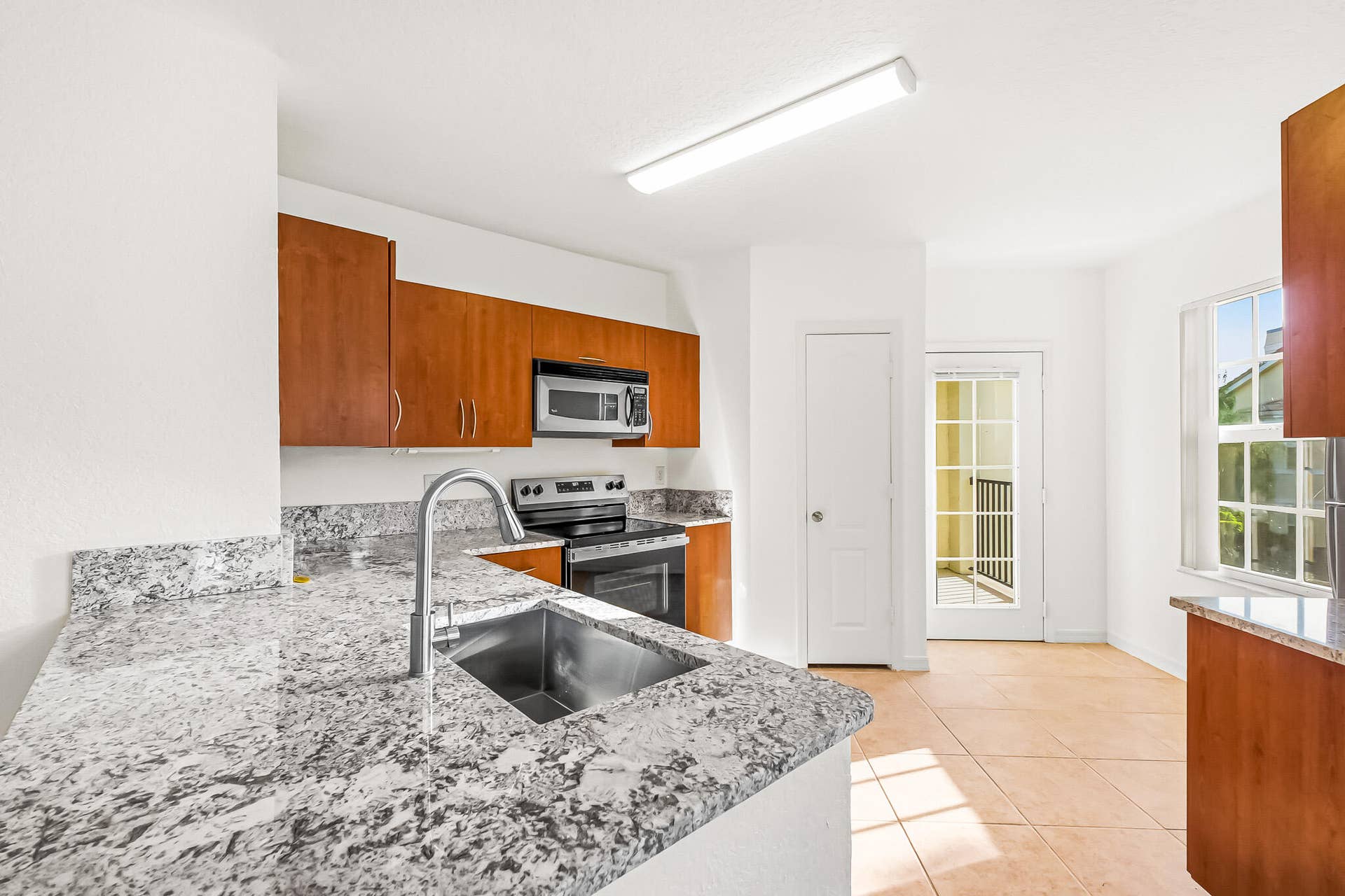 140 SW PEACOCK Boulevard, #21-202, Port St Lucie, FL 34986 9