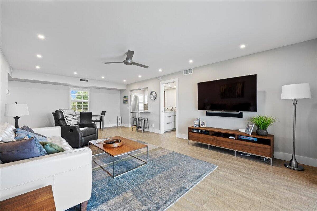 1025 Sugar Sands Boulevard, #Unit 261, Riviera Beach, FL 33404 10-LUX_2115