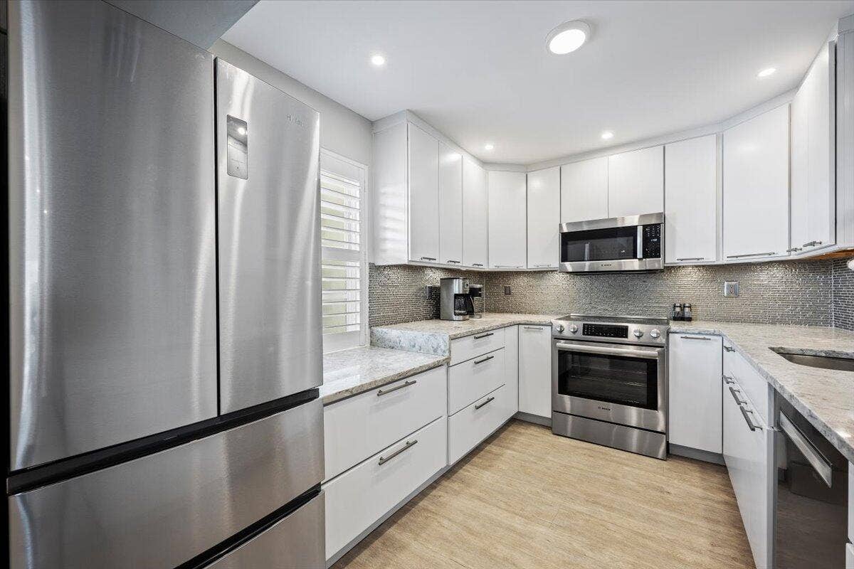 1025 Sugar Sands Boulevard, #Unit 261, Riviera Beach, FL 33404 14-LUX_2130