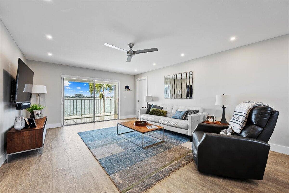 1025 Sugar Sands Boulevard, #Unit 261, Riviera Beach, FL 33404 08-LUX_2110 - Copy - Copy