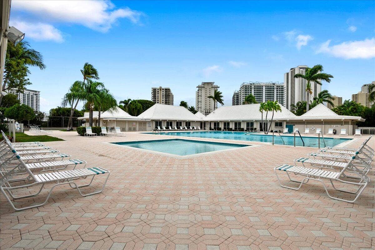 1025 Sugar Sands Boulevard, #Unit 261, Riviera Beach, FL 33404 54-JLC_3039