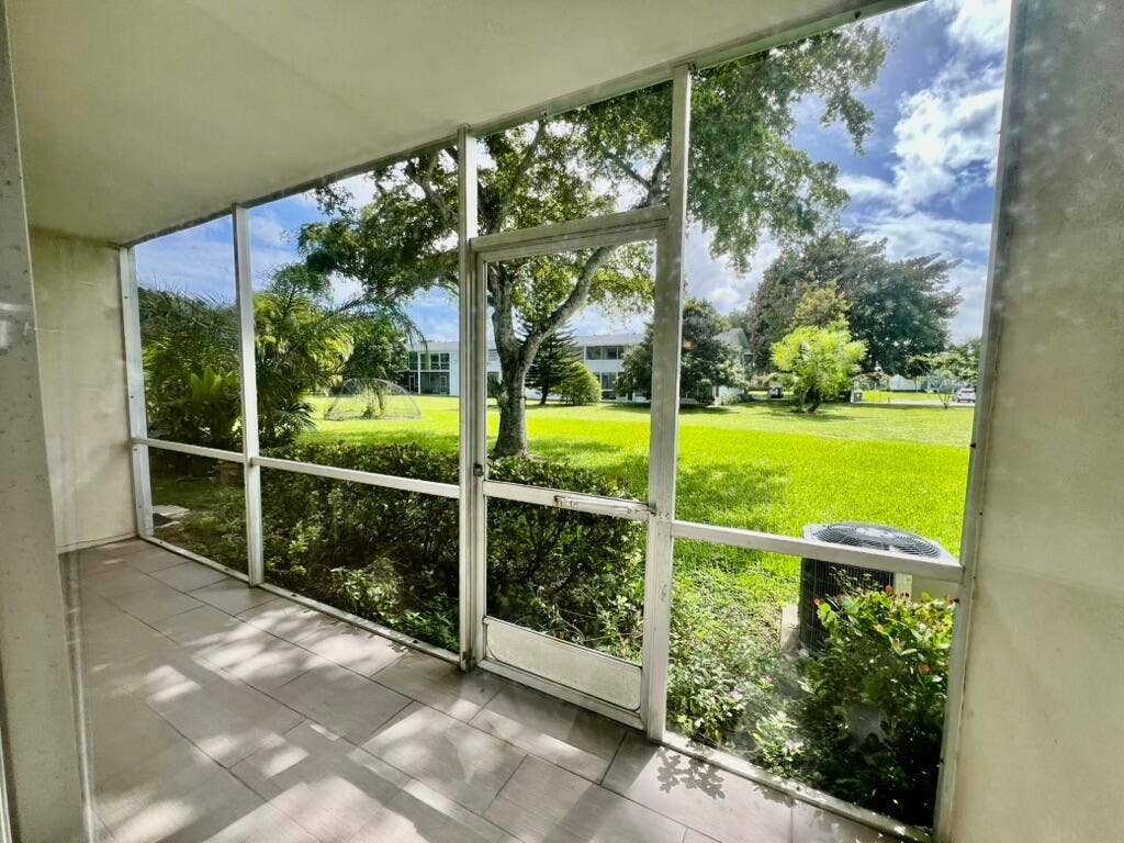 358 TILFORD Q, #358, Deerfield Beach, FL 33442 Beautiful Garden View