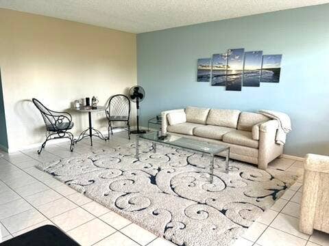 358 TILFORD Q, #358, Deerfield Beach, FL 33442 Living Area
