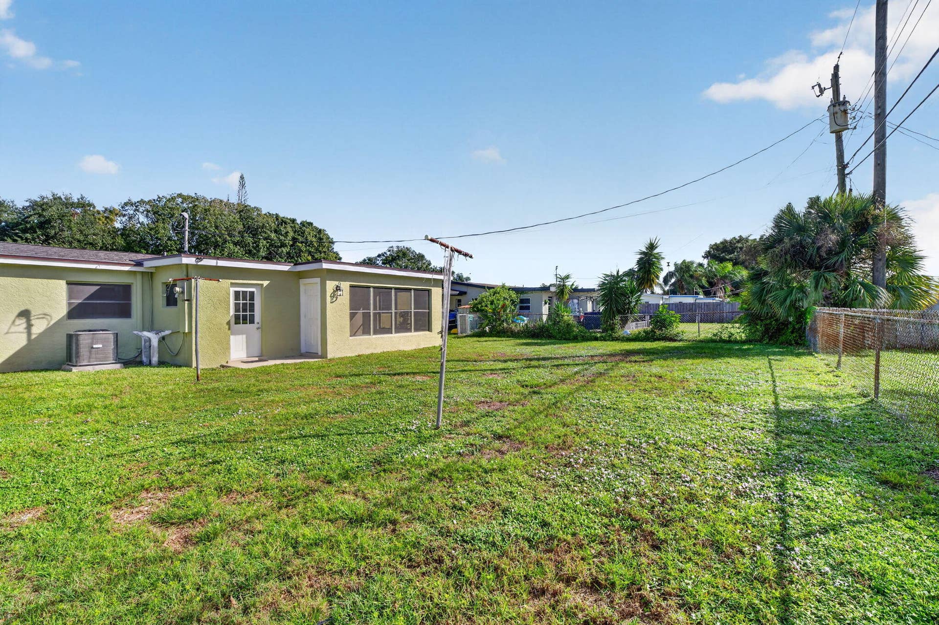 2669 ANDREWS Avenue, Melbourne, FL 32935 Back Yard