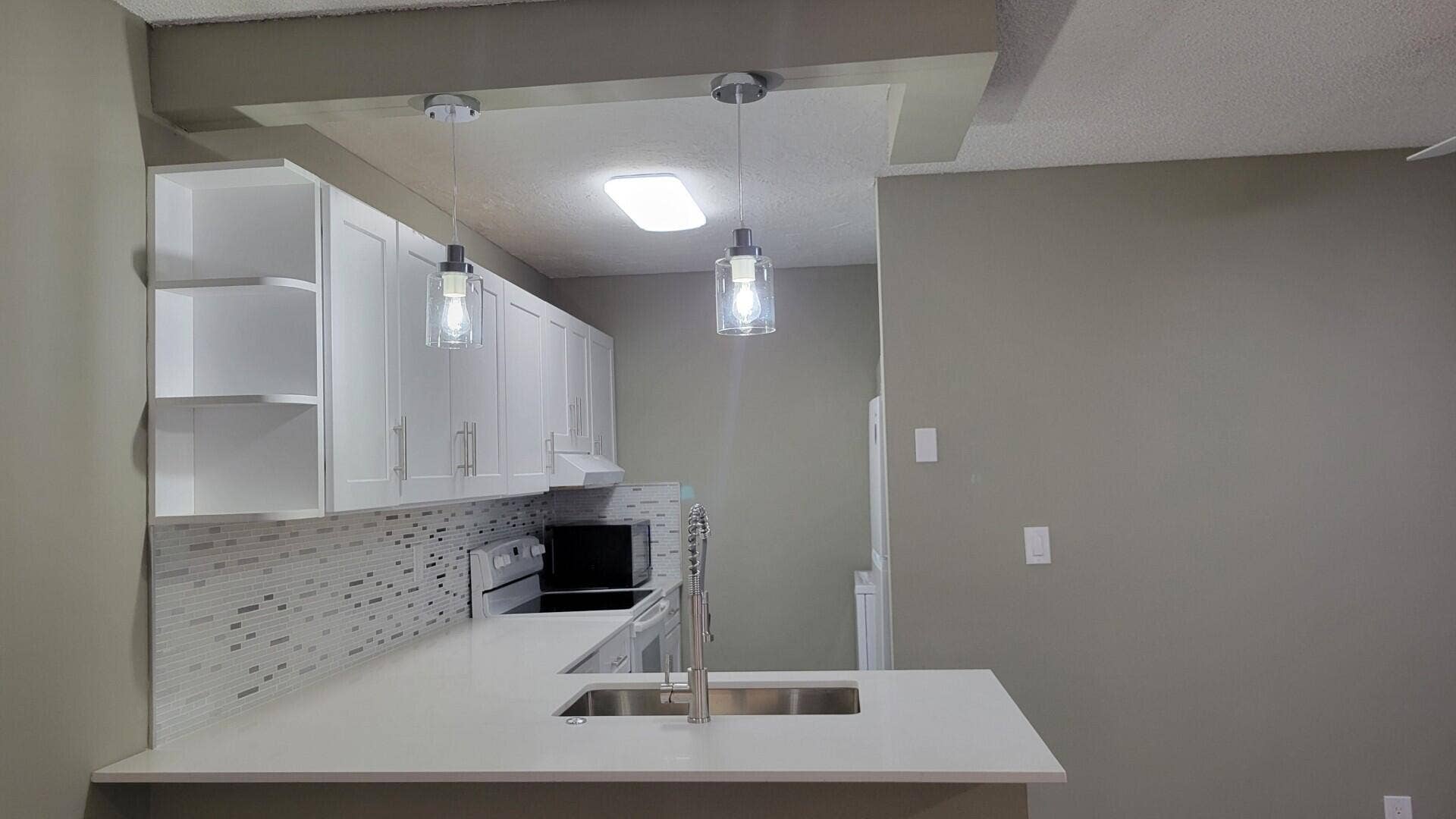 3766 N UNIVERSITY Drive, #M-8, Coral Springs, FL 33065 HV9