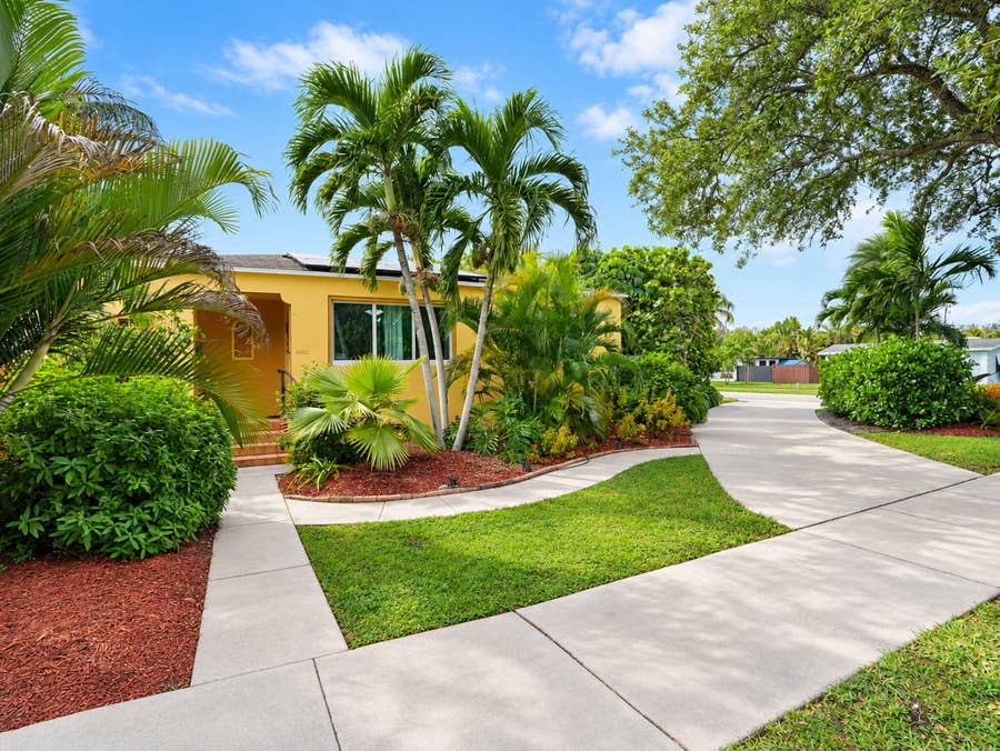 Property photo for 2602 MCKINLEY Street, Hollywood, FL