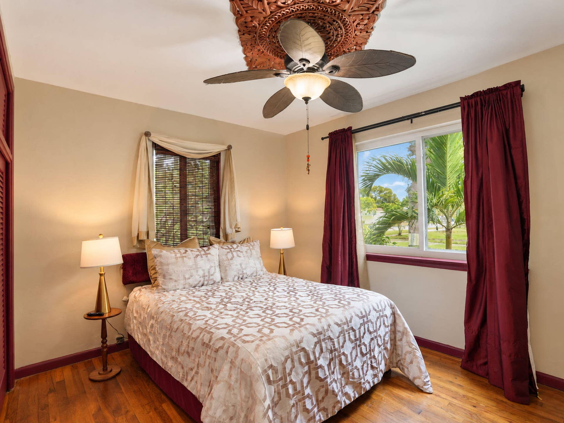 2602 MCKINLEY Street, Hollywood, FL 33020 54-web-or-mls-010_Property_010_Edited