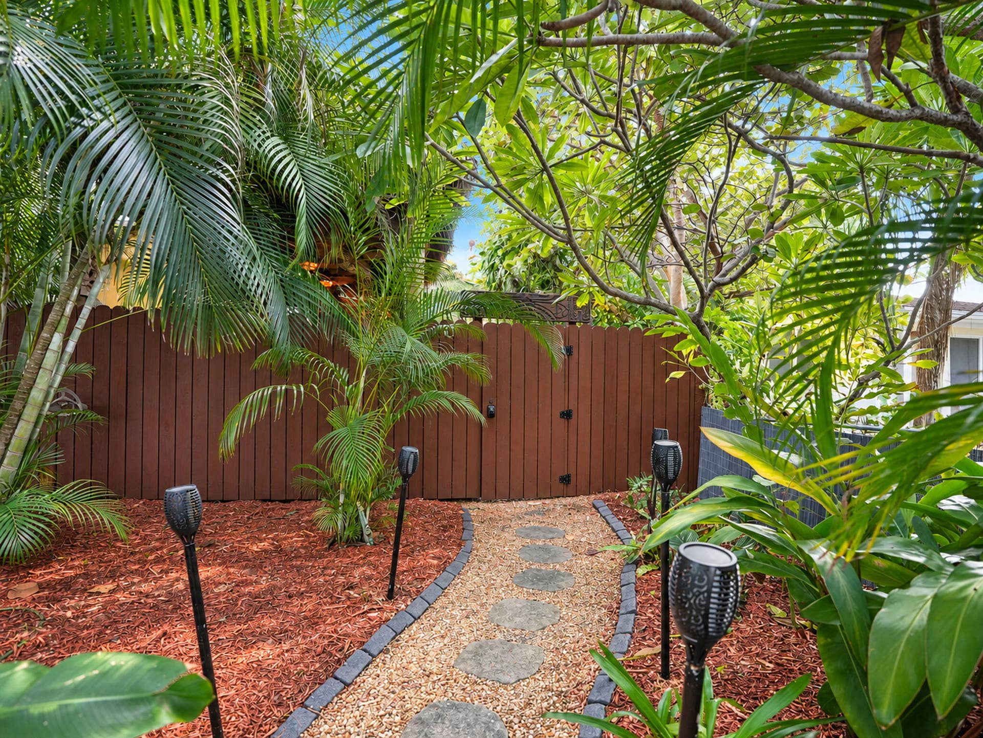 2602 MCKINLEY Street, Hollywood, FL 33020 84-web-or-mls-051_Property_051_Edited