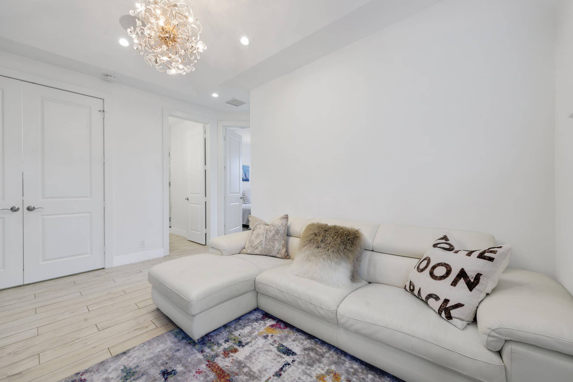 914 Saint George Boulevard - 28.jpg-FULL
