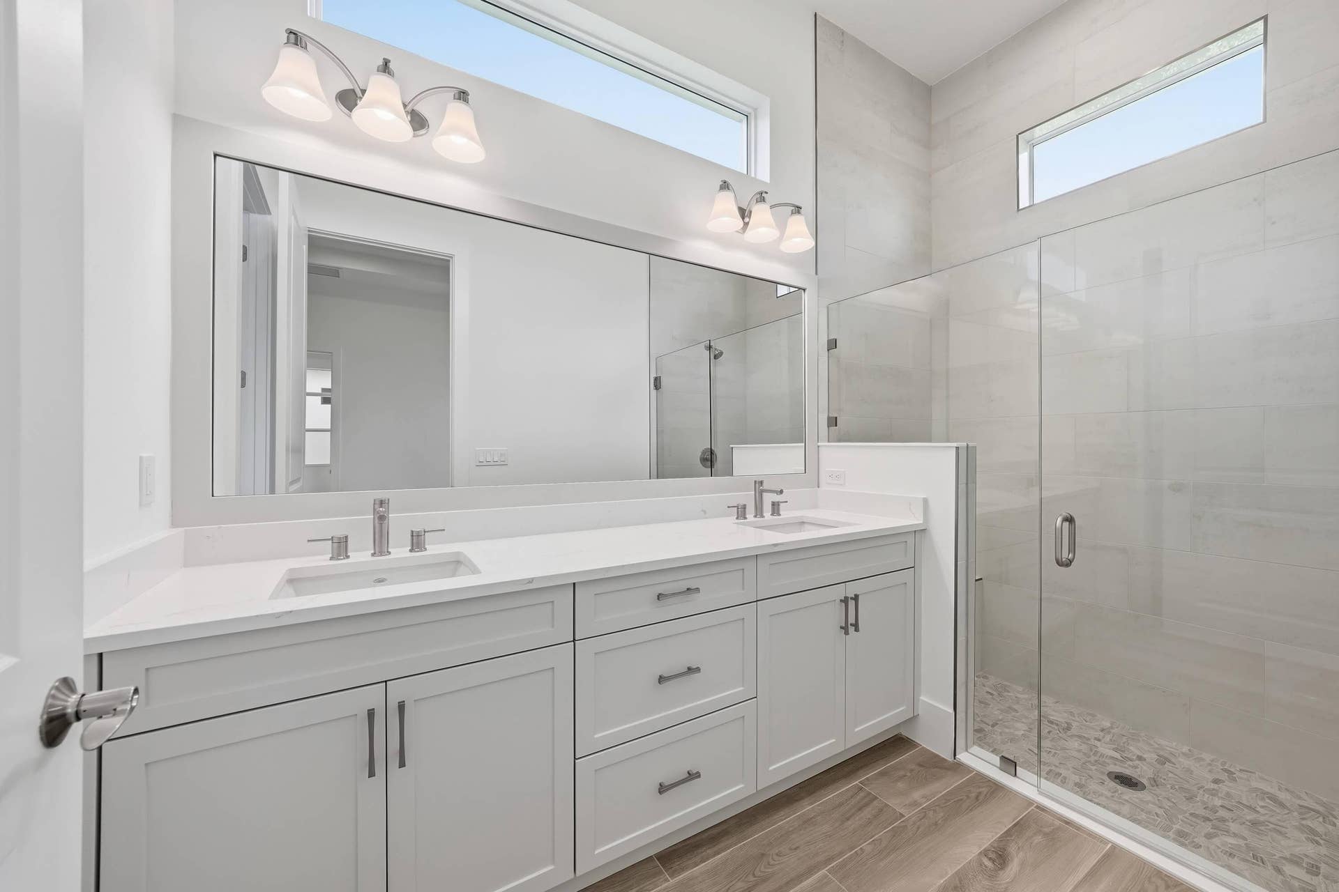 8128 SW Vanita Way, Port St Lucie, FL 34987 Owner's Bath