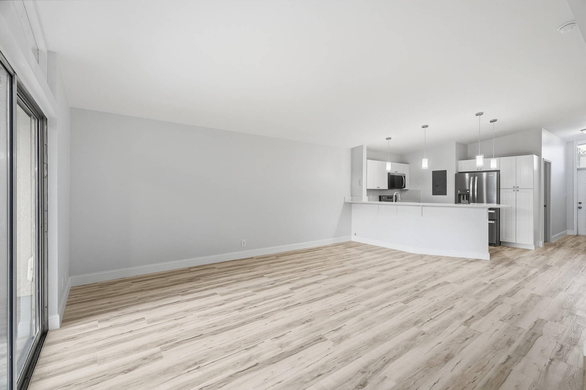 11634 ORANGE BLOSSOM Lane, #9b, Boca Raton, FL 33428 Living room