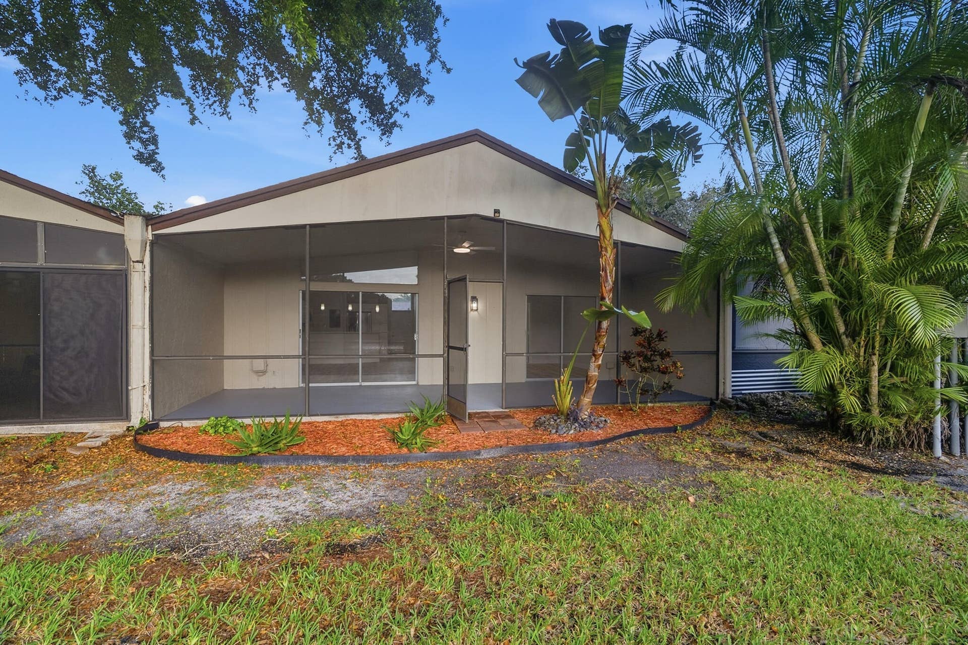 11634 ORANGE BLOSSOM Lane, #9b, Boca Raton, FL 33428 Patio