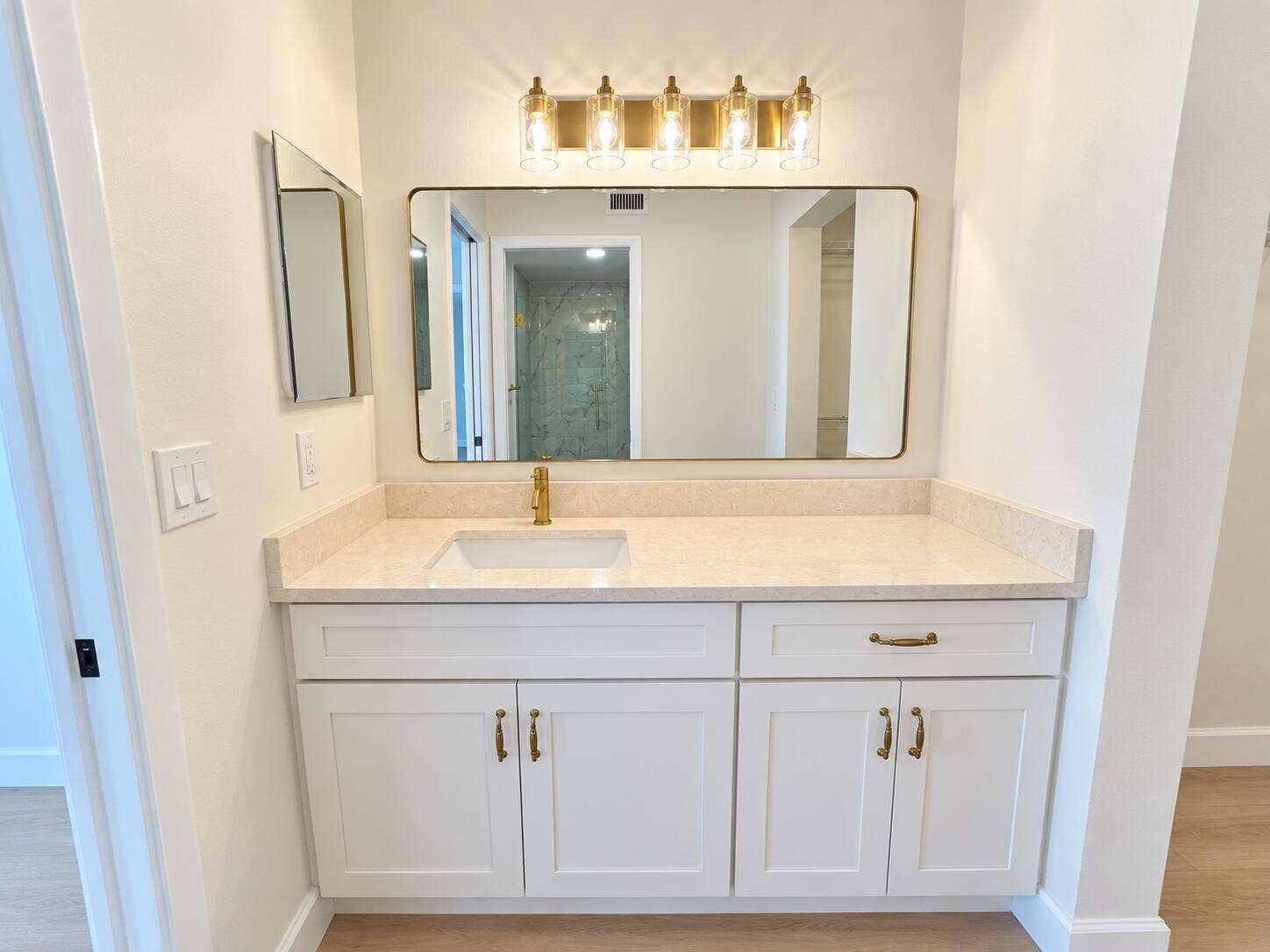 4725 LUCERNE LAKES Boulevard E, #413, Lake Worth, FL 33467 Primary Bathroom