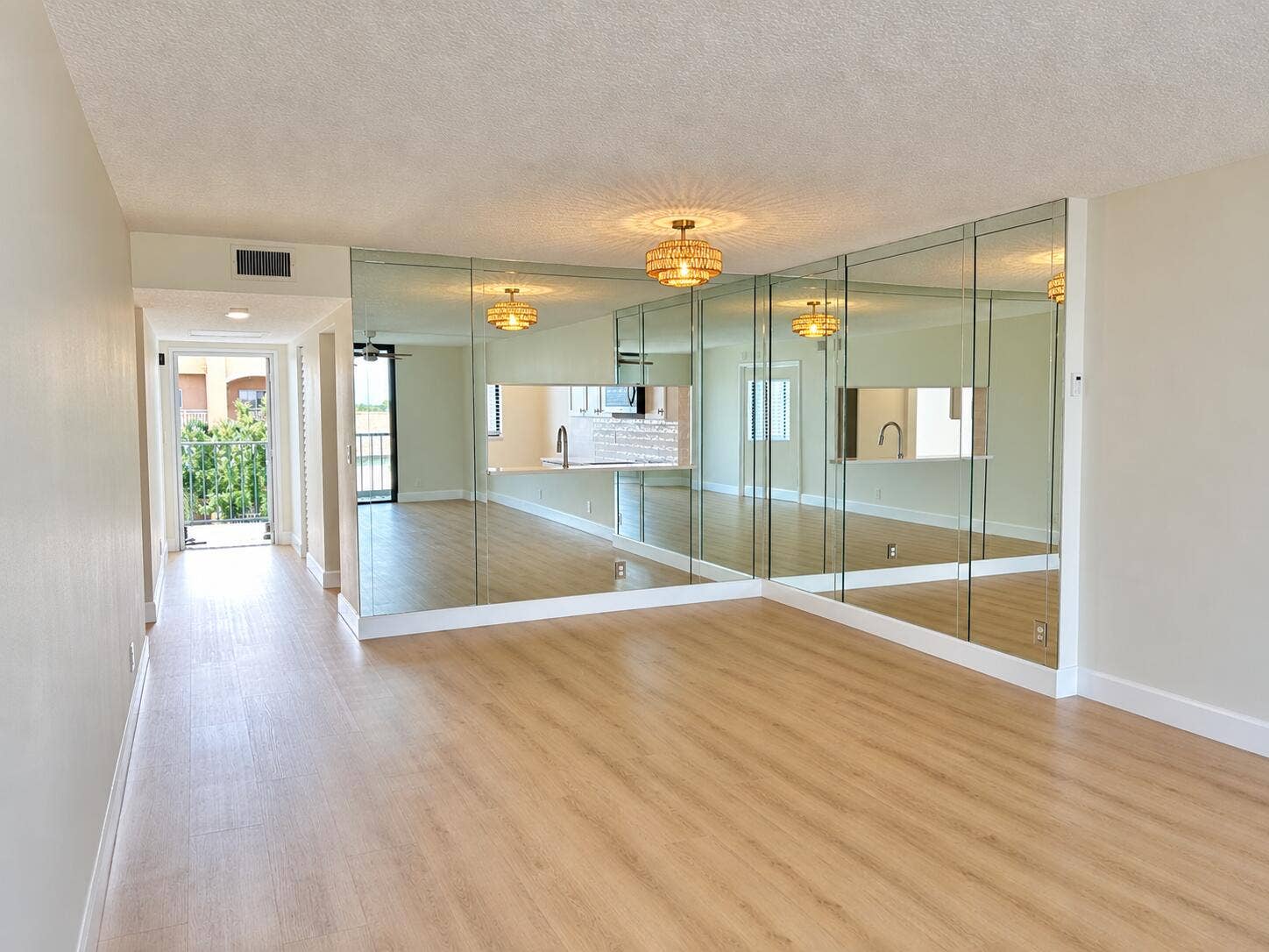 4725 LUCERNE LAKES Boulevard E, #413, Lake Worth, FL 33467 Dining Room
