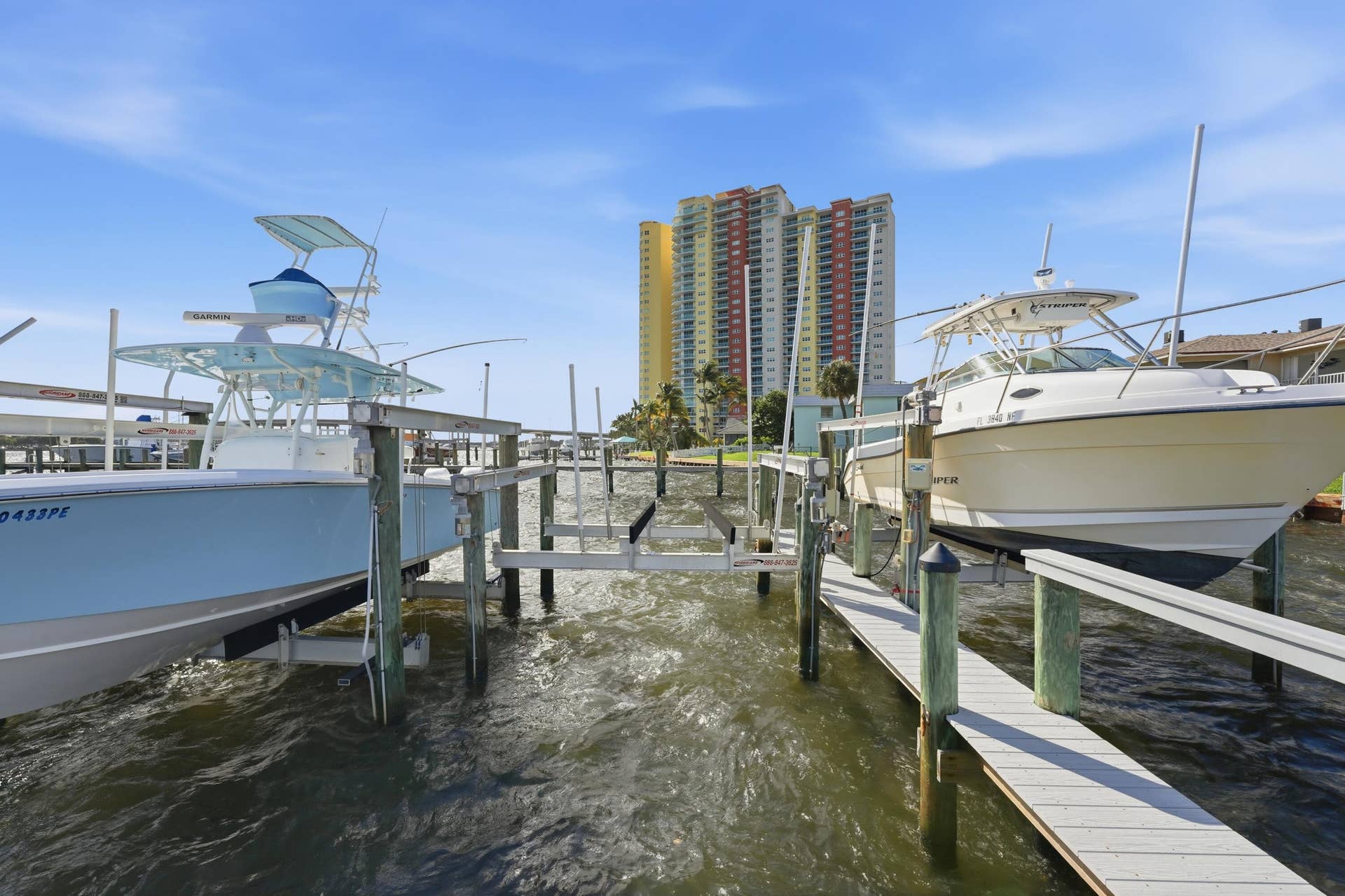 371 Wilma Circle, #4, Riviera Beach, FL 33404 Boat Slip + Boat Lift