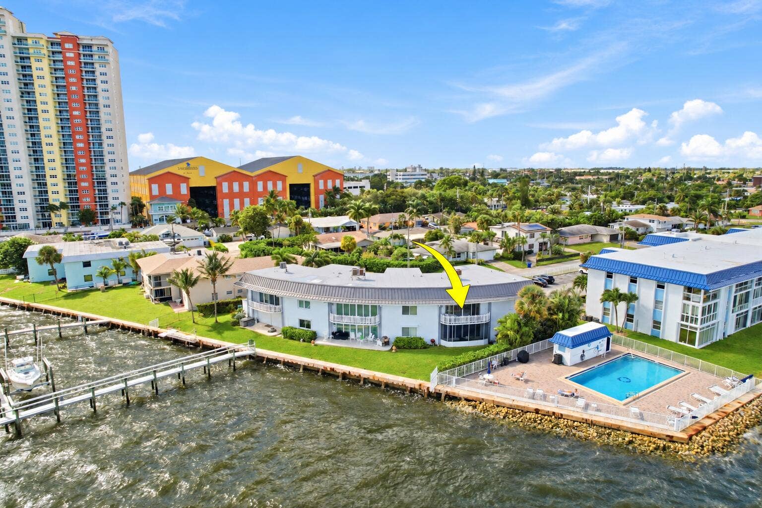 371 Wilma Circle, #4, Riviera Beach, FL 33404 Corner Unit Aerial