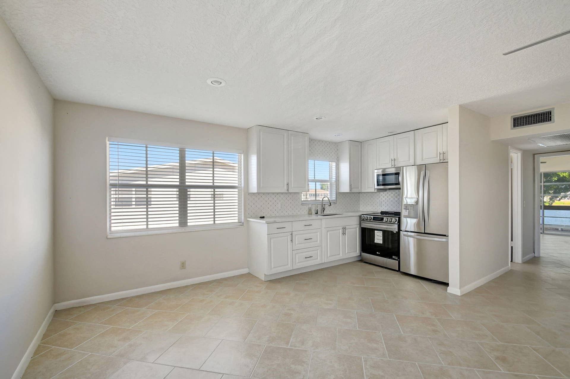 8-web-or-mls-Apartment (8)