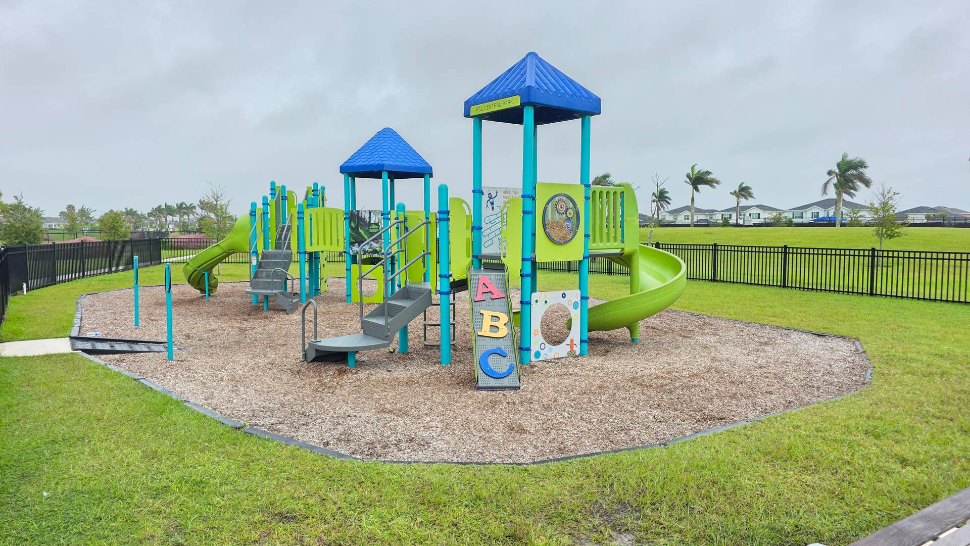9398 SW SERAPIS Way, Port St Lucie, FL 34987 9398 SW Serapis Way (31)