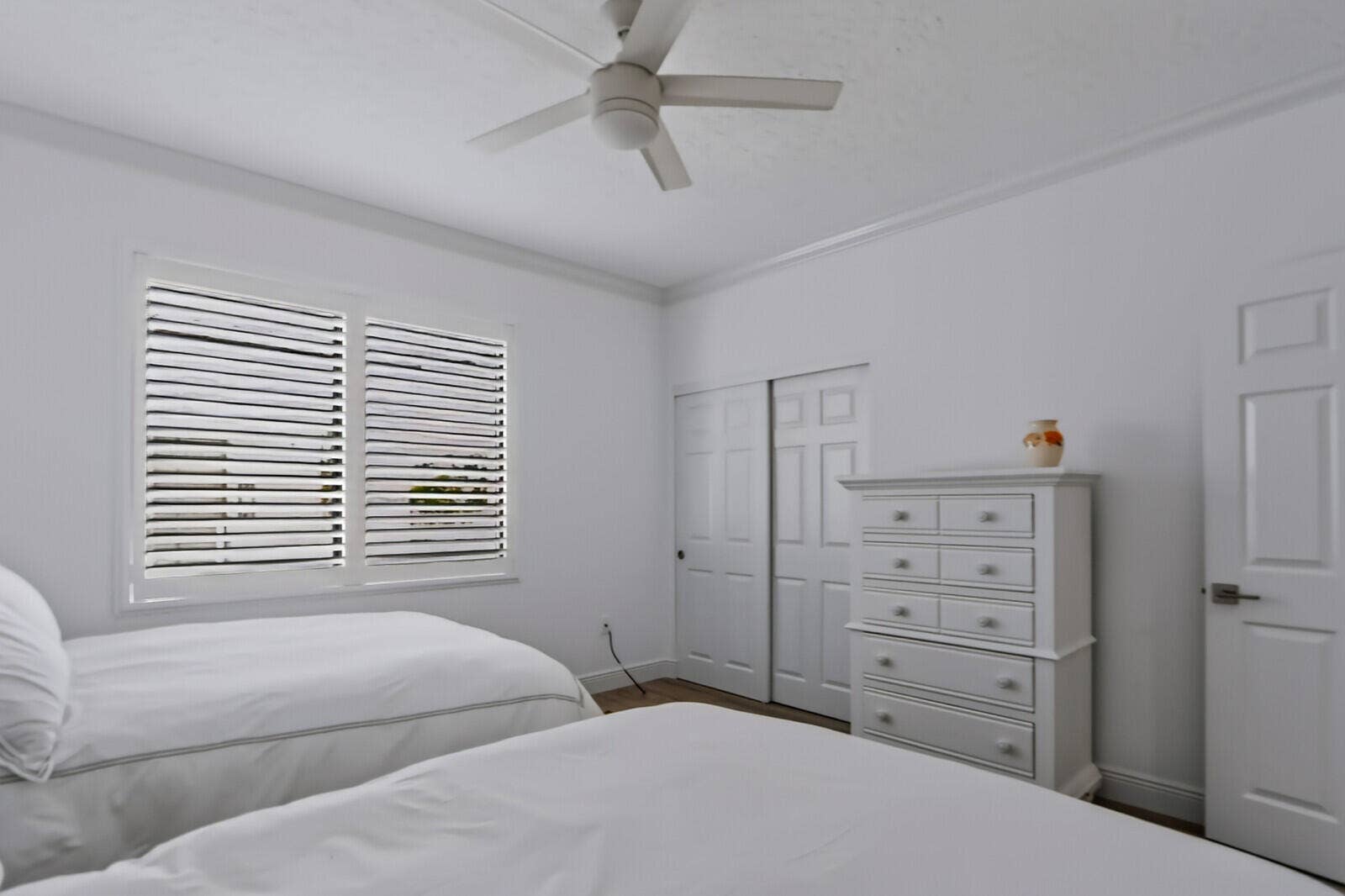 944 OAK HARBOUR Drive, Juno Beach, FL 33408 02_IMG_6474_mls