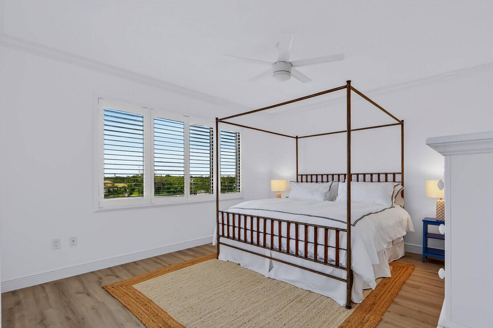 944 OAK HARBOUR Drive, Juno Beach, FL 33408 05_IMG_6491_mls