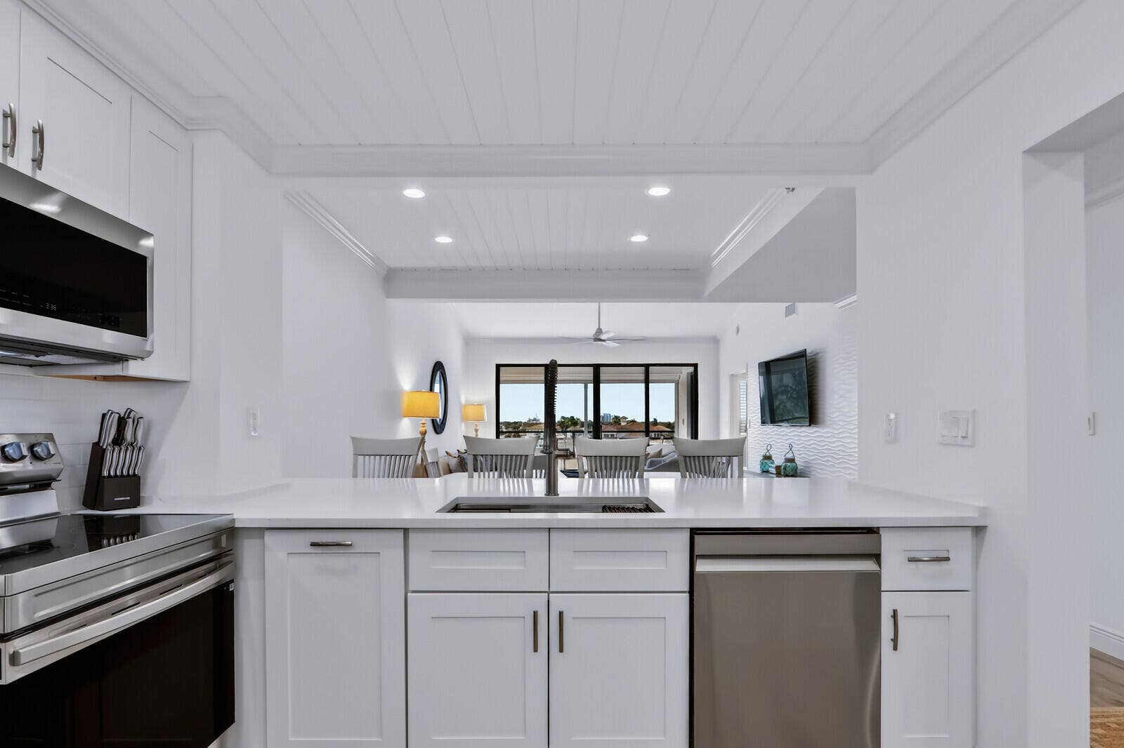 944 OAK HARBOUR Drive, Juno Beach, FL 33408 24_IMG_6631_mls