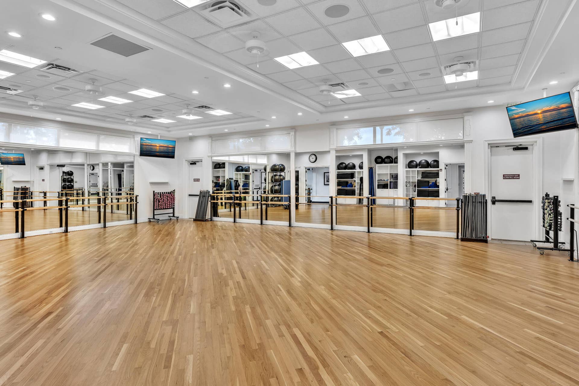 8127 PLAYA DEL SUR Boulevard, Lake Worth, FL 33467 VS Athletics