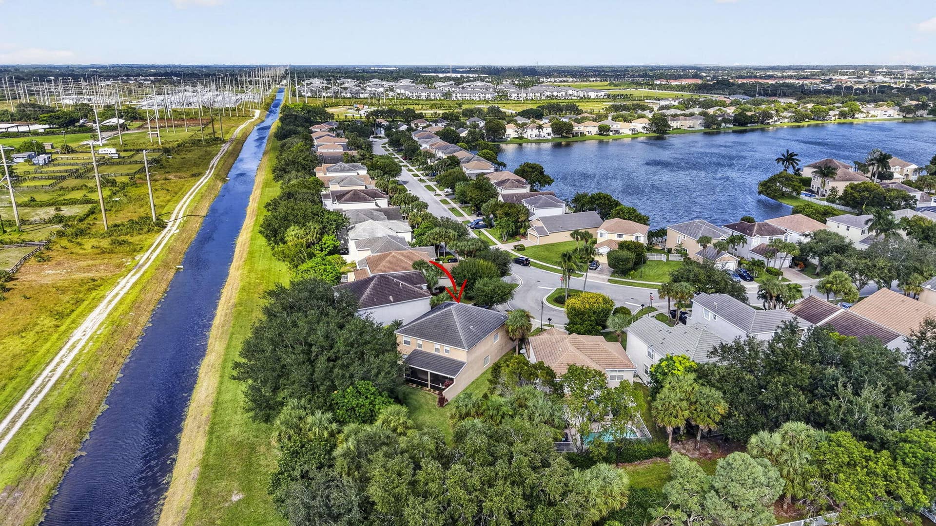 273 BERENGER Walk, Royal Palm Beach, FL 33414 74-web-or-mls-DJI_20261026143816_0909_D