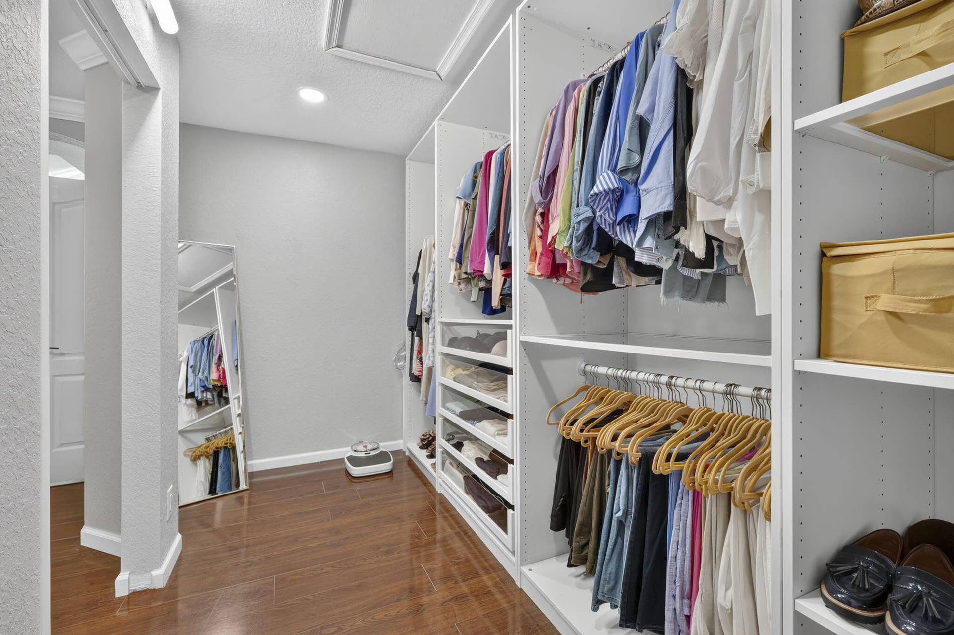 273 BERENGER Walk, Royal Palm Beach, FL 33414 primary walk-in closet