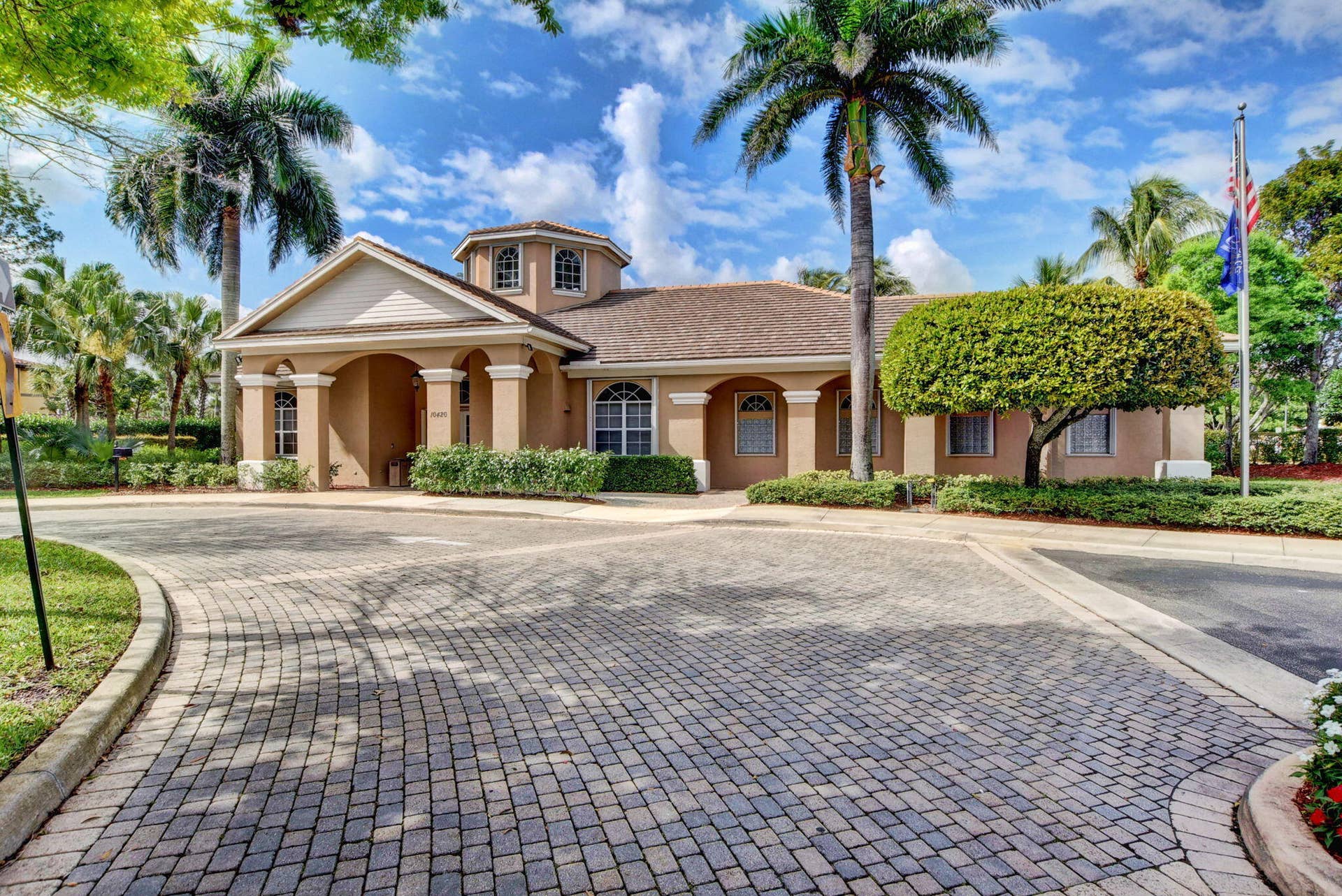 273 BERENGER Walk, Royal Palm Beach, FL 33414 88-web-or-mls-DSC_1552_3_4_5_6