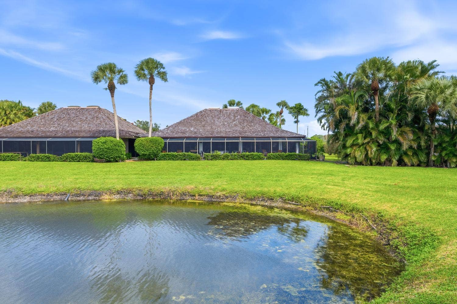 2083 WIGHTMAN Drive, Wellington, FL 33414 062-019-DSC 6680-1500x1000