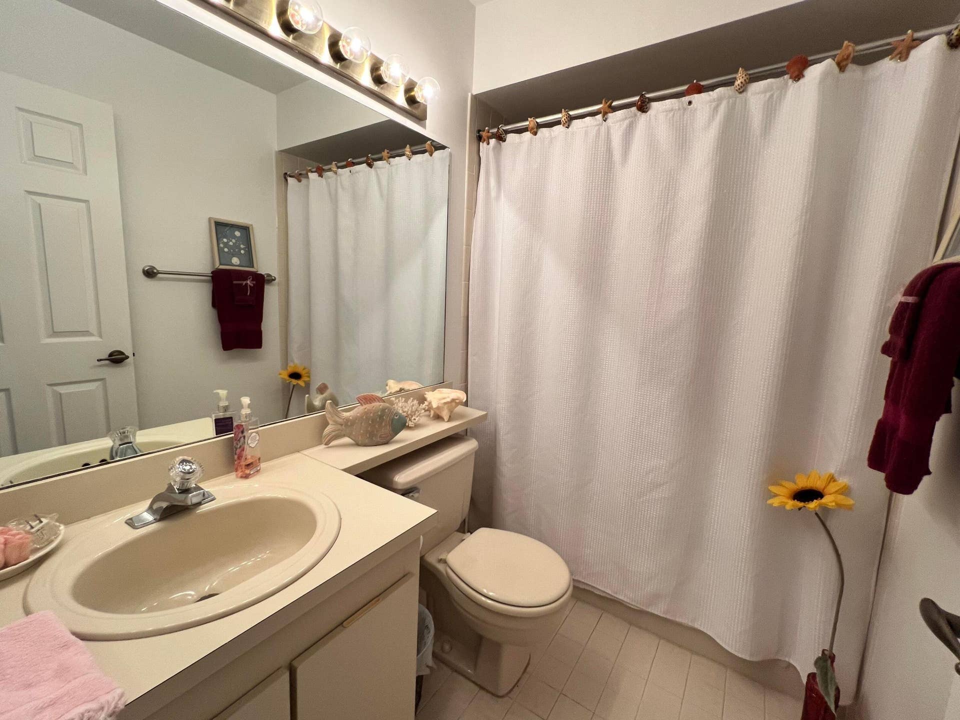 4682 LUCERNE LAKES Boulevard E, #206, Lake Worth, FL 33467 Tub/Shower Combination