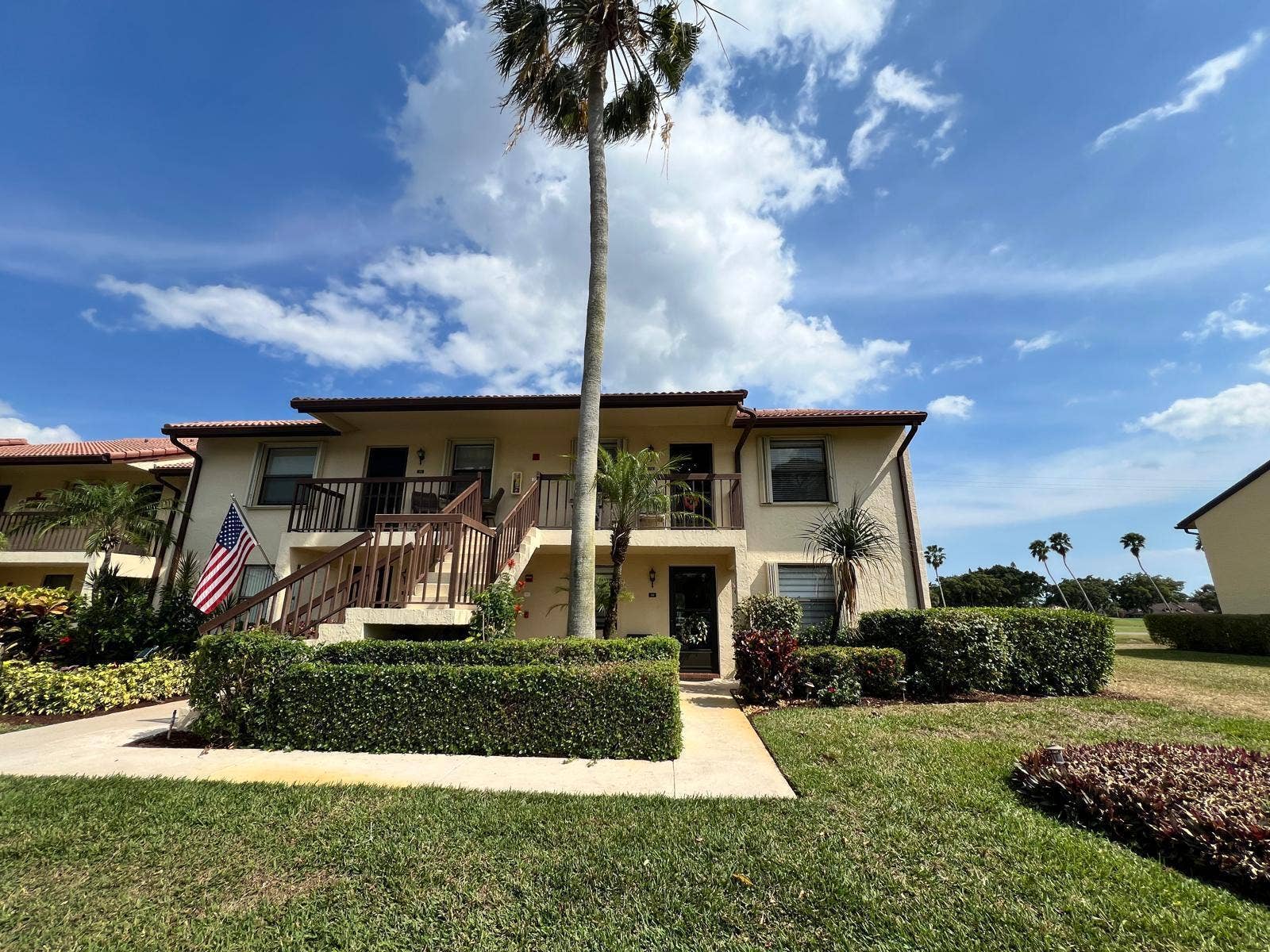 4682 LUCERNE LAKES Boulevard E, #206, Lake Worth, FL 33467 LOCATION IS THE KEY