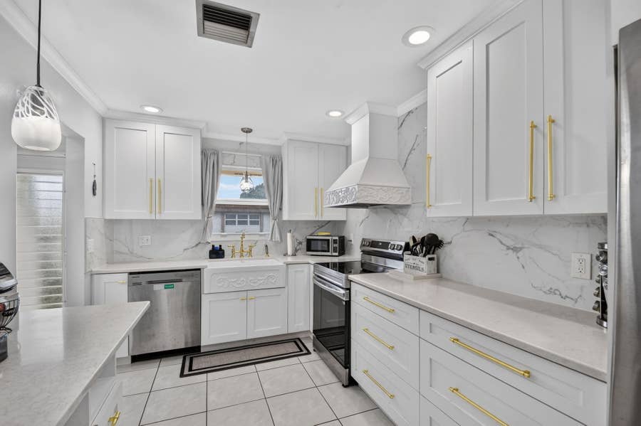 Property photo for 5780 Fernley Drive W, #109, West Palm Beach, FL