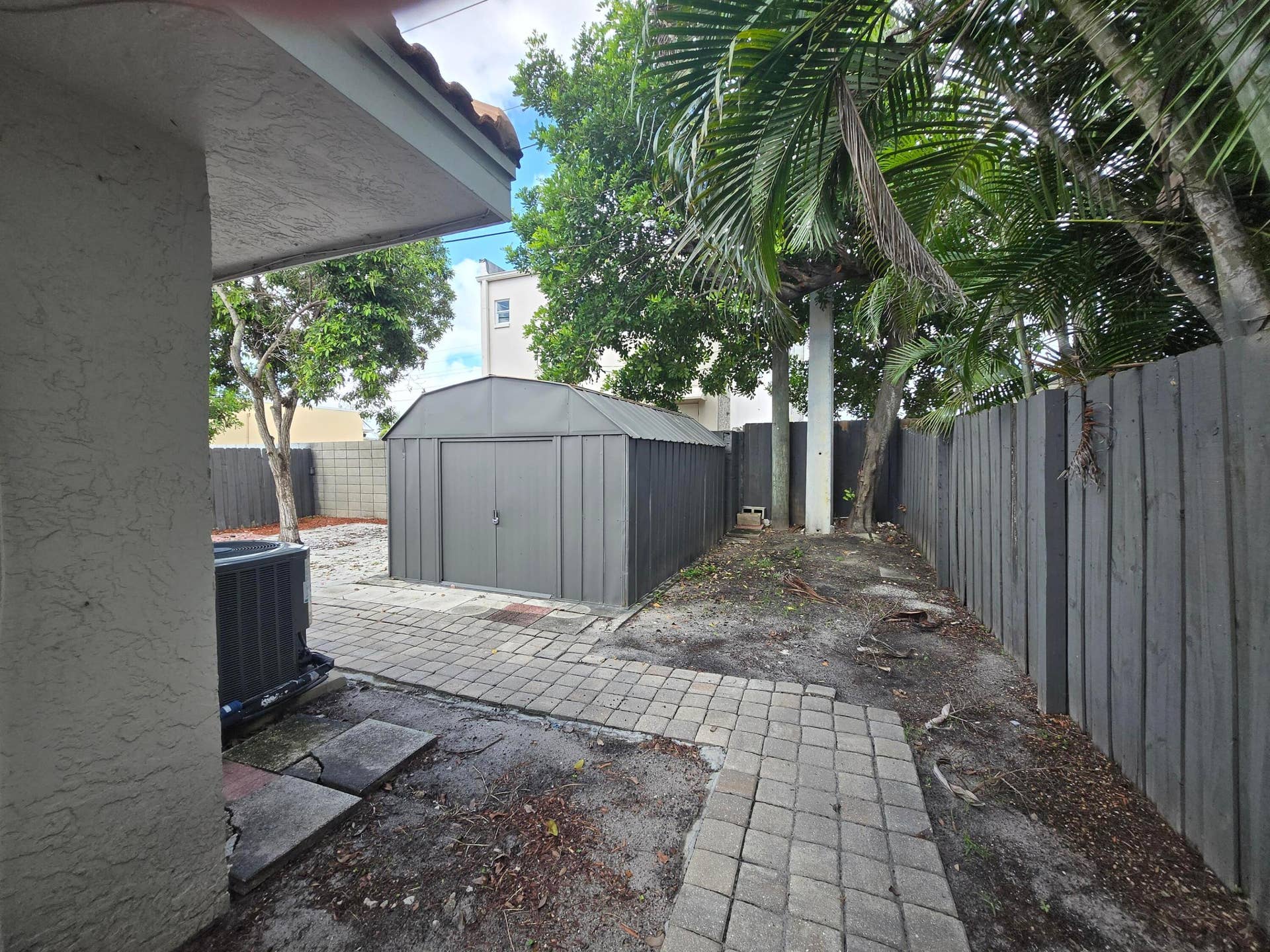 2269 NE 2nd Avenue, Boca Raton, FL 33431 Backyard
