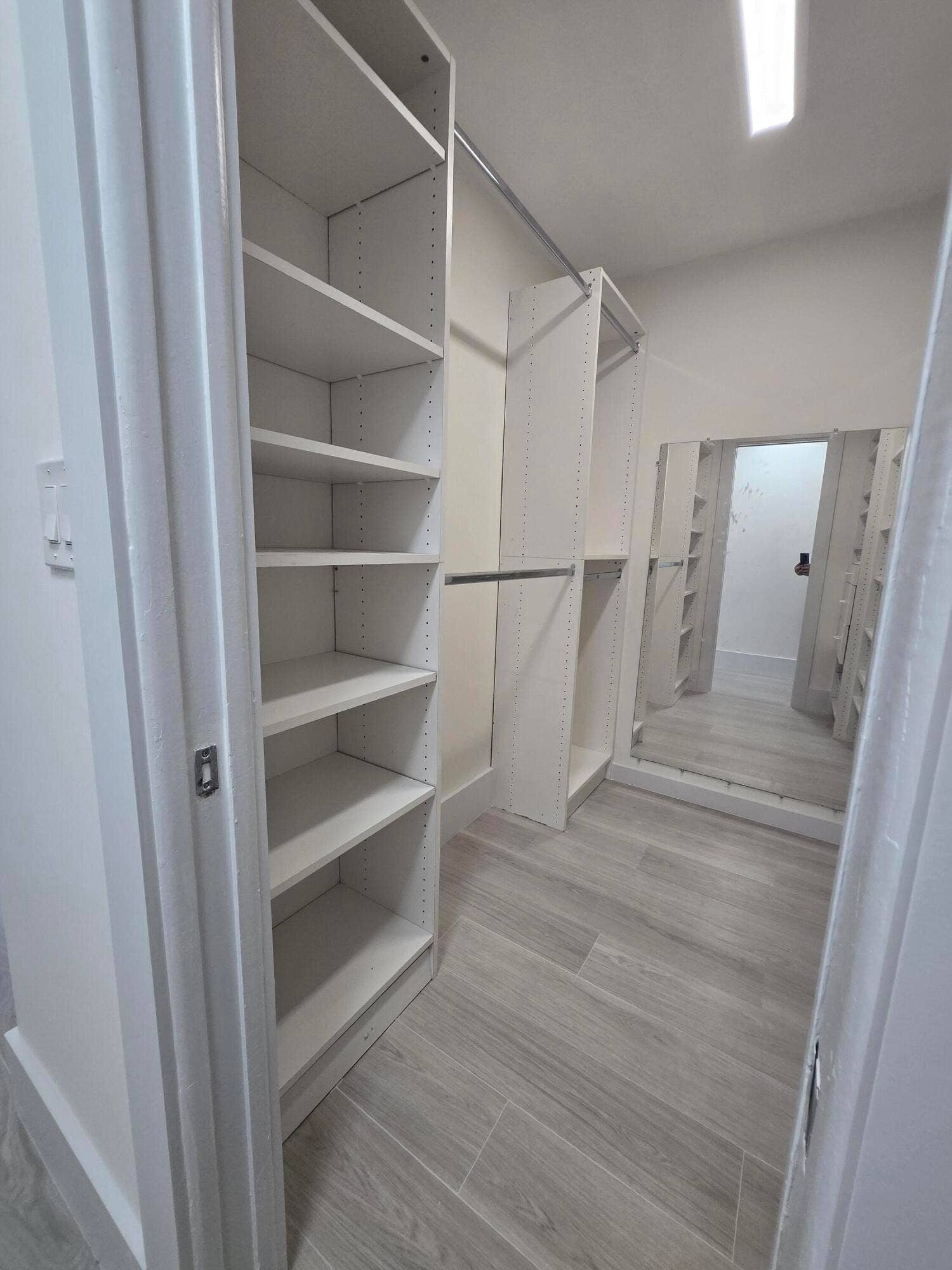 2269 NE 2nd Avenue, Boca Raton, FL 33431 Primary Closet