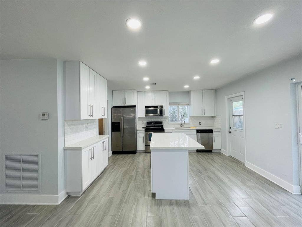 2231 SW 14TH Street, #A, Fort Lauderdale, Fort Lauderdale, FL 33312 2231 Exlys Pic 3