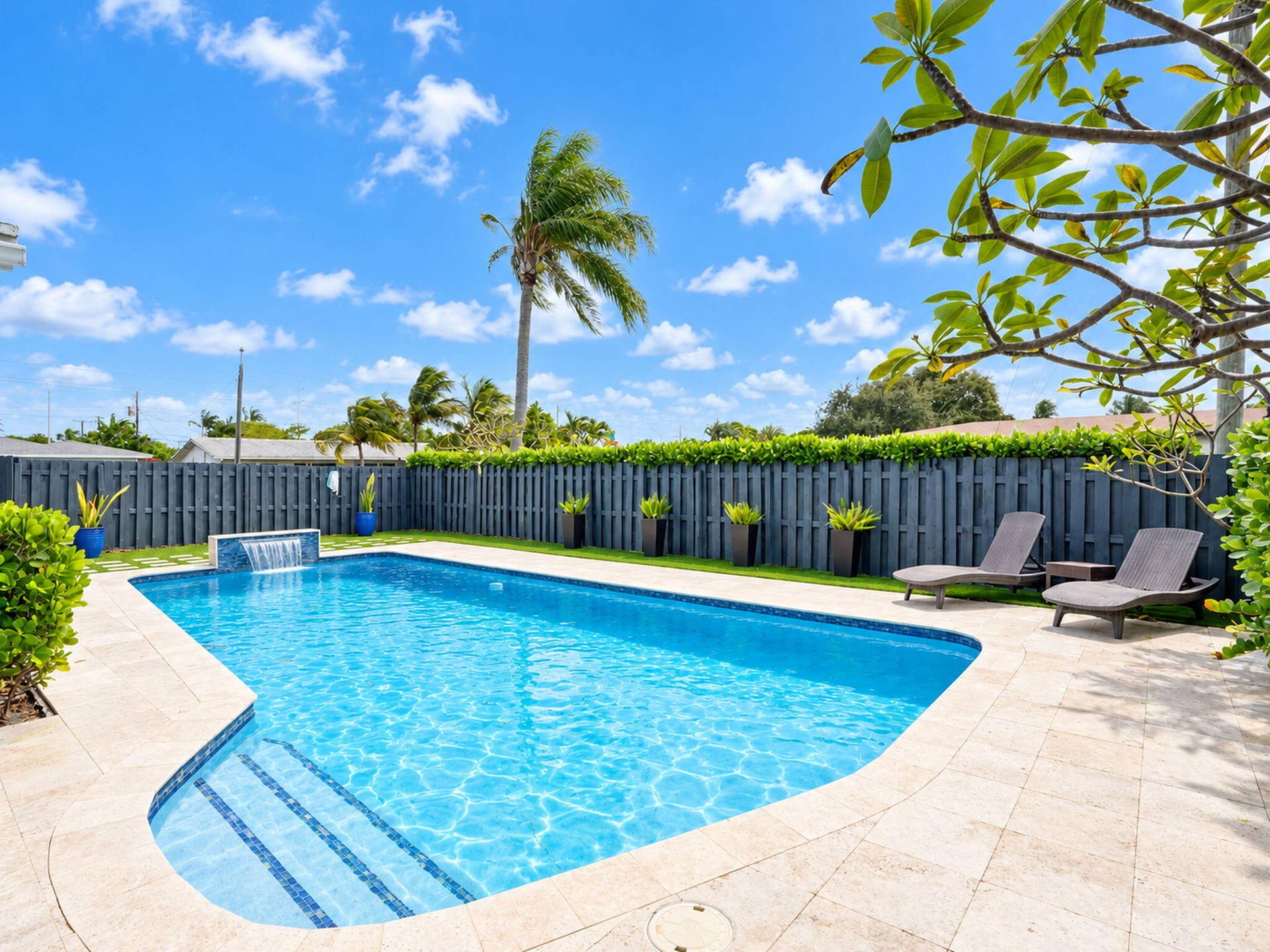 46-web-or-mls-5401_50_Taylor_NE_17th_Ter